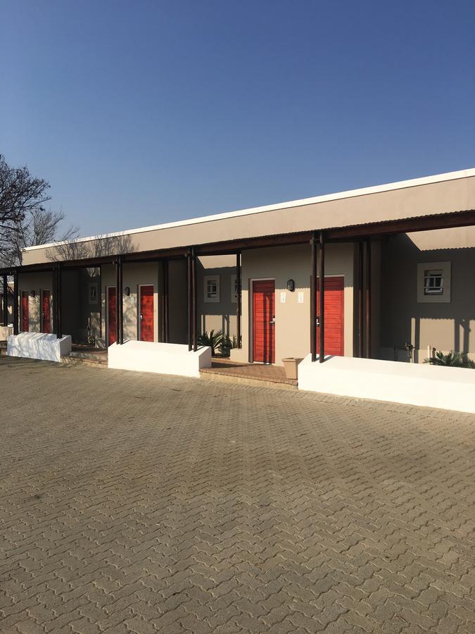 Travel Inn Kroonstad Exterior foto